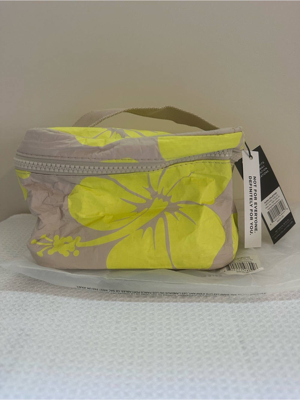 Aloha Collection - Cabin Crew kit - NWT - Hana Hou